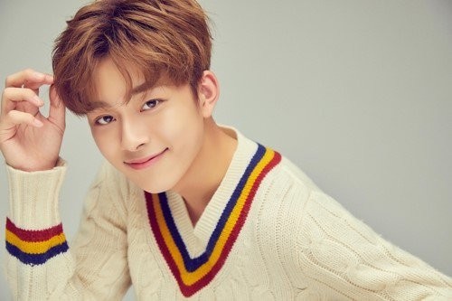 《Produce101》第二季出身的柳善皓确定将于4月solo出道