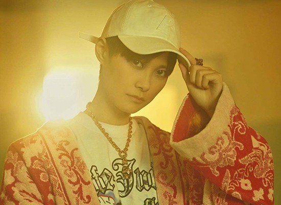 李宇春工作室发布声明：髋关节受伤水肿！本周六成都首演会如约举行