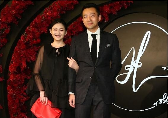 台媒报道:大S昏倒其实是怀了第三胎!孕吐严重,轻微活动已显吃力 台媒报道:大S昏倒其实是怀了第三胎!孕吐严重,轻微活动已显吃力
