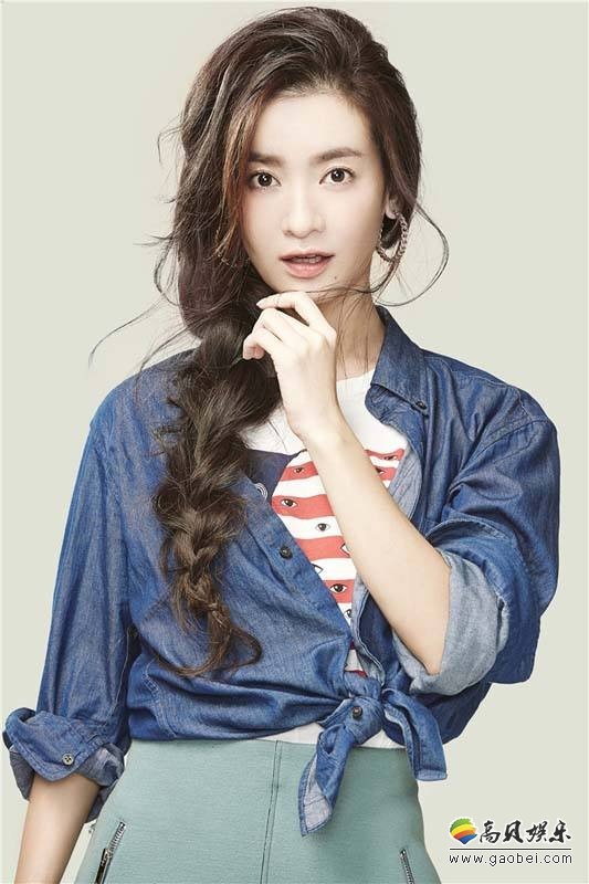 孕妈李晟晒出一组近照：李晟挺着大肚子，生活十分悠哉！满世界嘚瑟