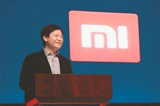 即使小米做到今天这样的规模：但雷军还是每天到晚上一两点钟才下班