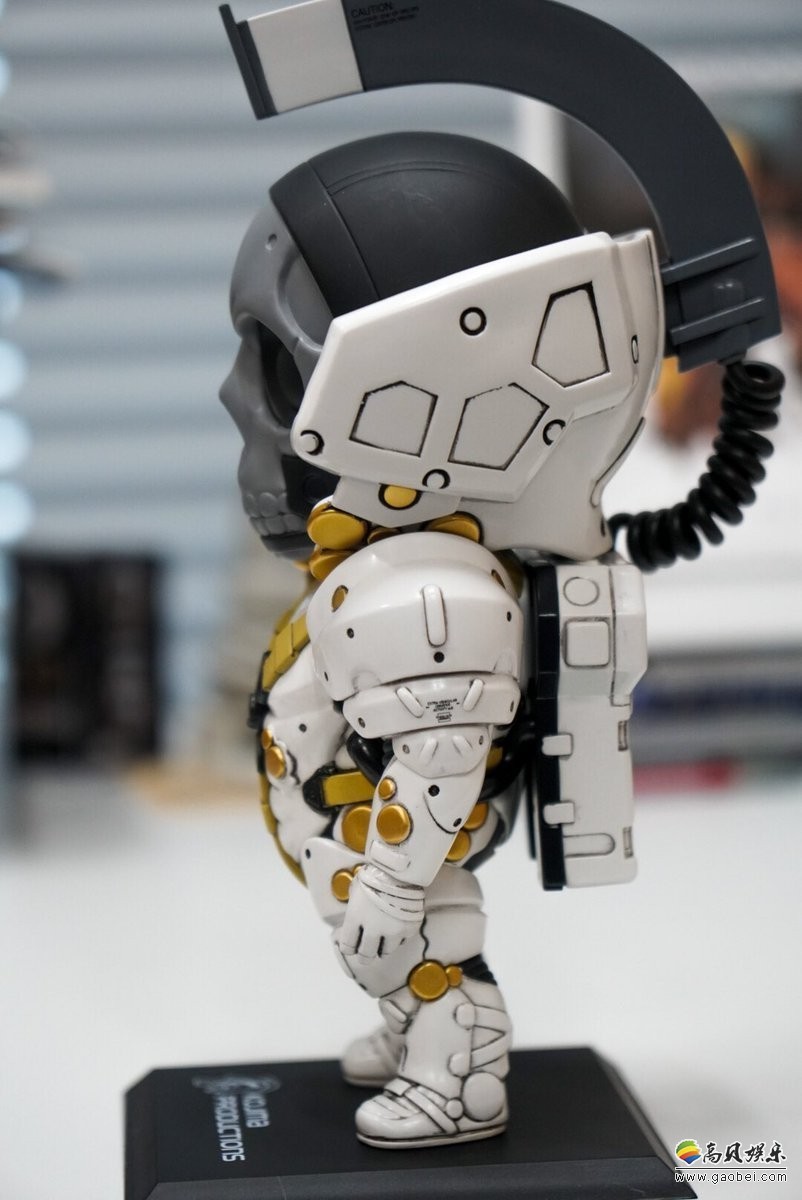 小岛秀夫晒出了工作室Ludens粘土人最终版：大赞Q版手办“太棒了”