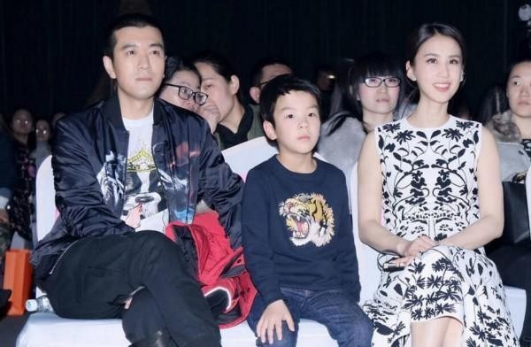 《妈妈是超人》杨子称儿子拥有自己独立游乐场，幼儿园，滑雪场