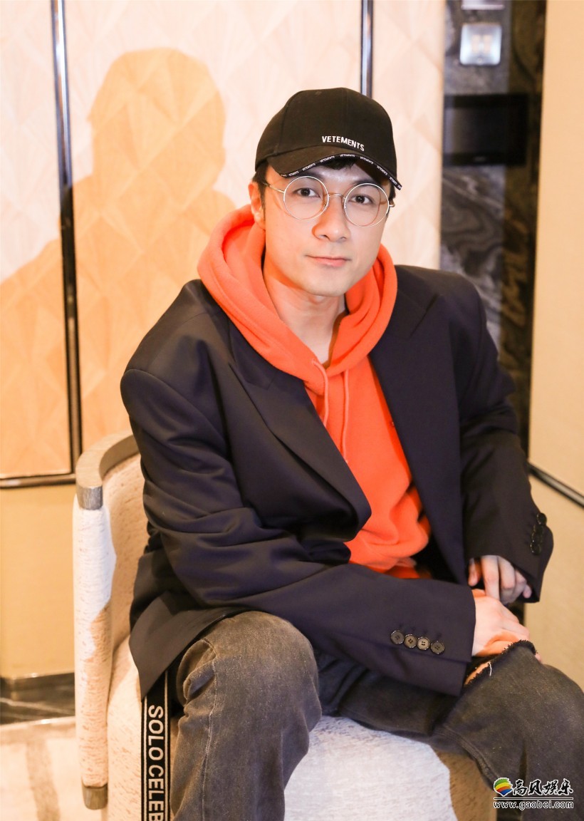 古巨基宴请一班TVB幕后工作人员：答谢他们为音乐特辑的辛劳付出