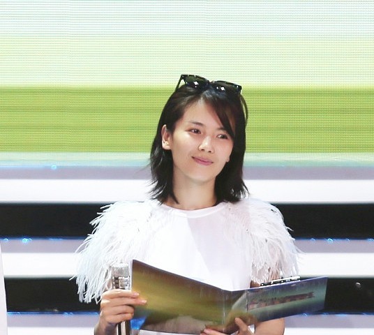 第31届电视剧飞天奖彩排：刘涛、董卿素颜现身！刘涛颜值气质超吸睛