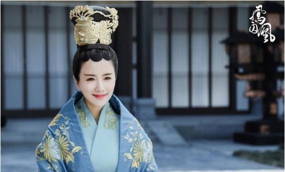 《凤囚凰》正在热播：李春嫒将“红袖”每个细节刻画演绎的淋漓尽致