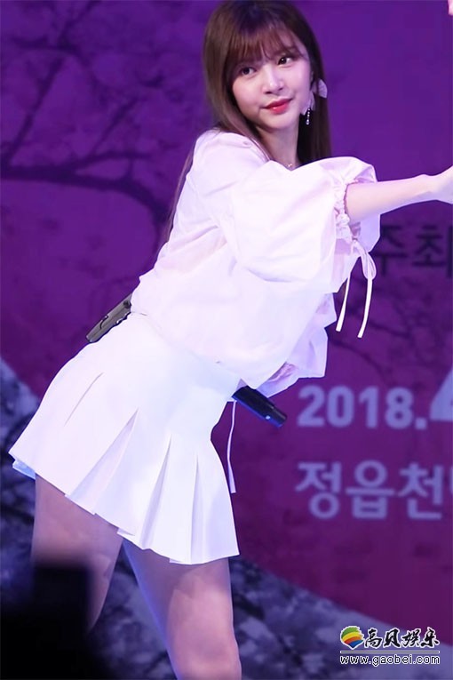 LABOUM 女团饭拍秀 拍摄日期：180406【4合集 553 MB】