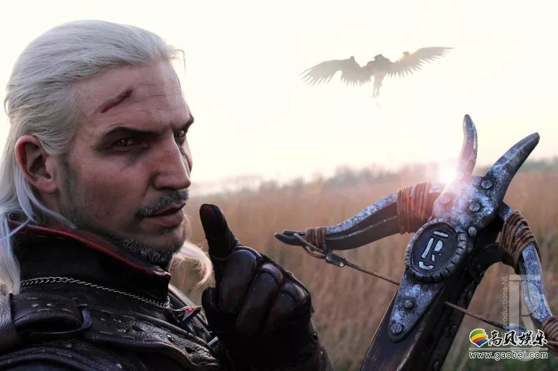 荷兰小哥Rick Boer：推出了一套还原度极高的《巫师3》杰洛特COS