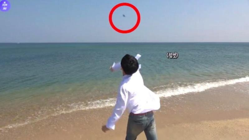 JBJ最近前往海边度假 金相均调皮地和粉丝们开启了玩笑 JBJ最近前往海边度假 金相均调皮地和粉丝们开启了玩笑