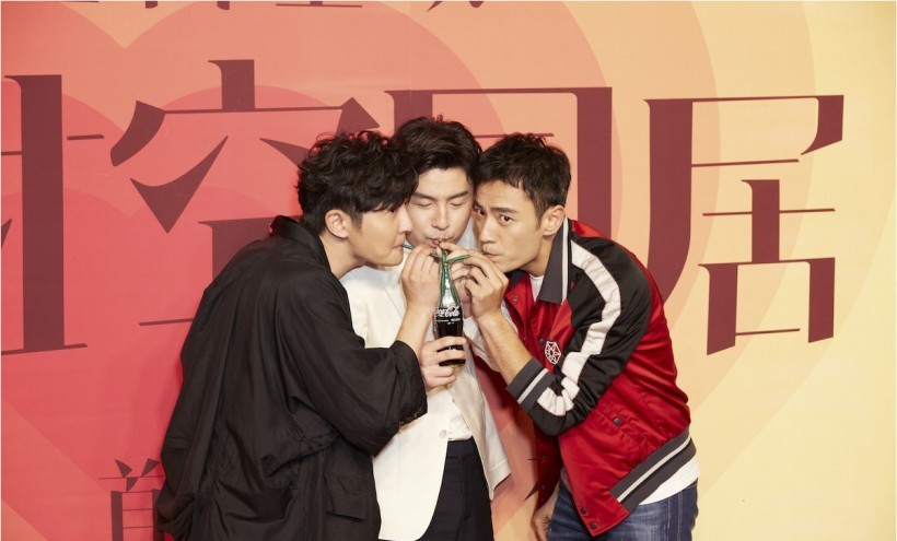 《超时空同居》首映礼举办：李光洁、雷佳音、郭京飞tf老boys现身红毯