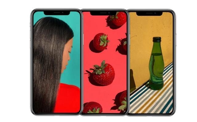 俄罗斯厂商为苹果iPhone X生产有趣配件：背面嵌入太阳能电池板保护壳