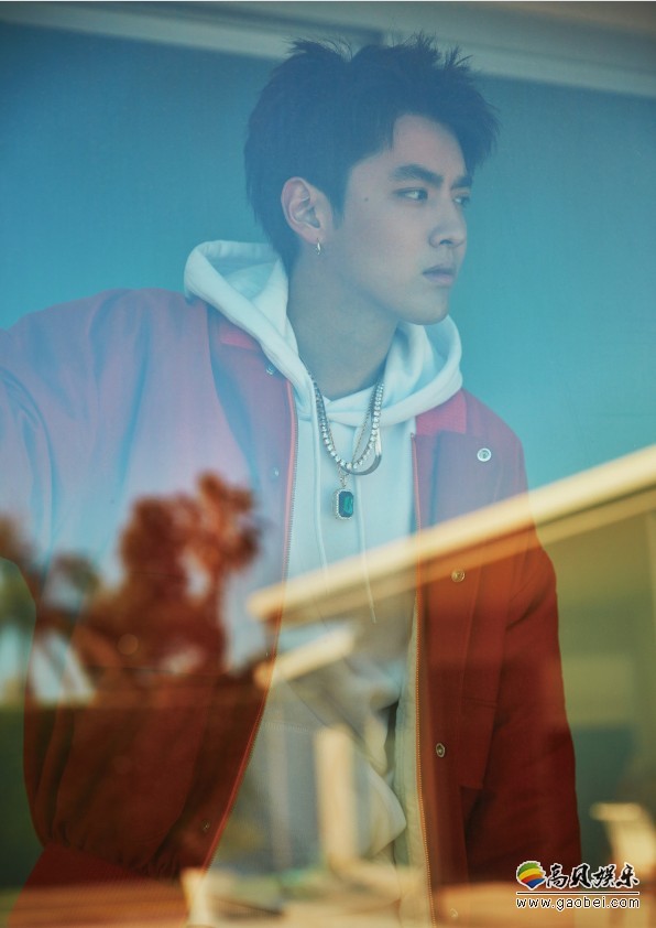 吴亦凡新专辑单曲《Like That》上线不到一个半小时美国iTunes双榜第一