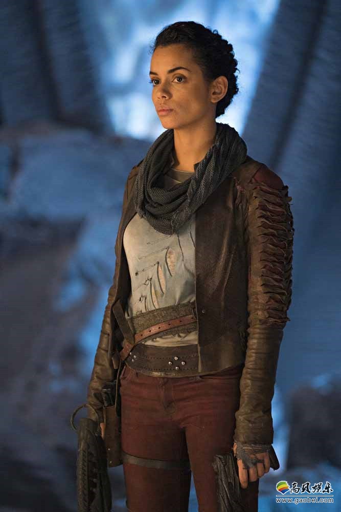 《氪星》公布了第一季大结局剧照图:dc著名大反派"布莱尼亚克"亮相