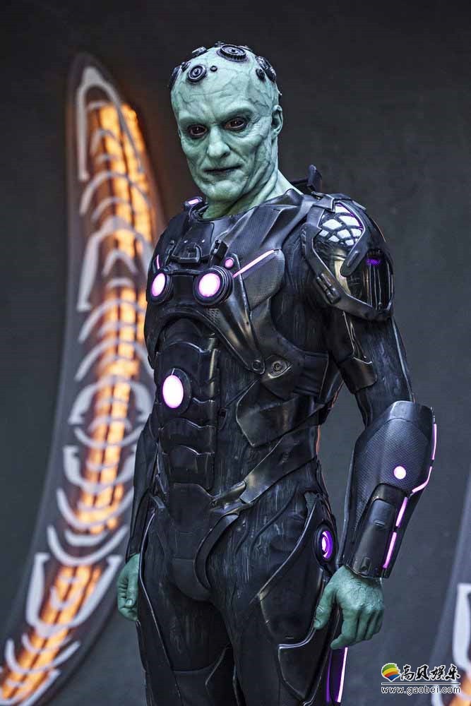 《氪星》公布了第一季大结局剧照图:dc著名大反派"布莱尼亚克"亮相