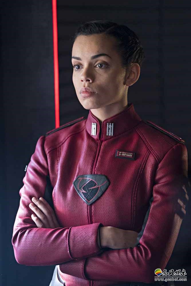 《氪星》公布了第一季大结局剧照图:dc著名大反派"布莱尼亚克"亮相