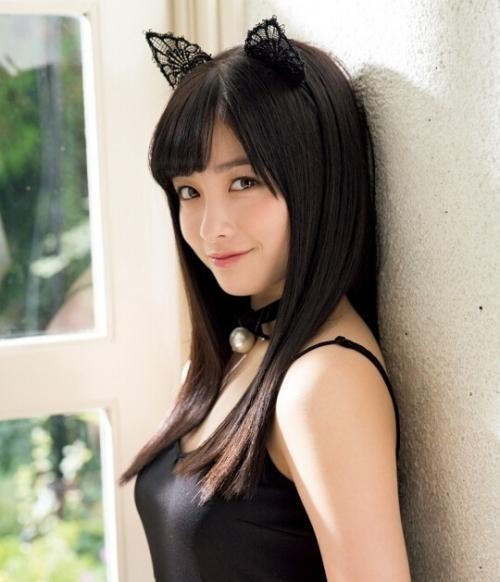 日本某网站票选出未满二十岁美少女TOP10：“日本最强美少女”桥本环奈