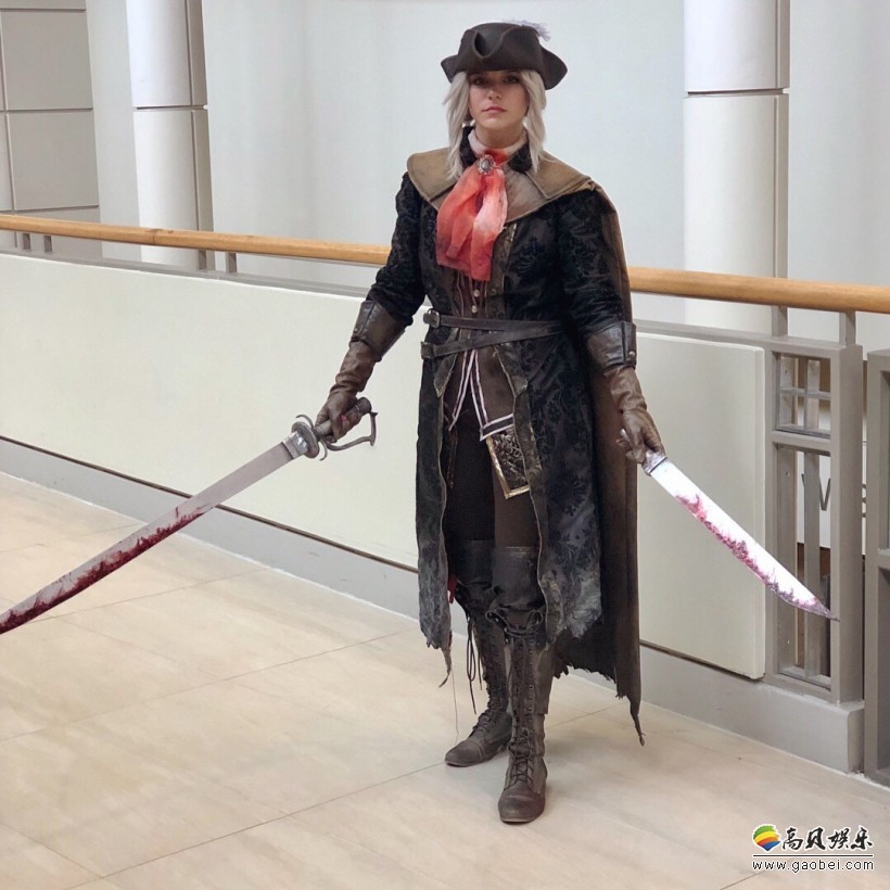 《血缘》最出名的BOSS钟楼玛利亚COSPLAY：天然的美少女也是不可多得