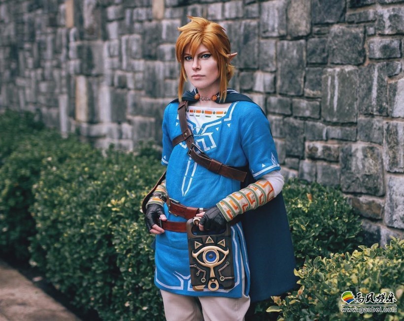 外国小姐姐林克COS：Cosplay装束相当还原！颇有一种海拉尔勇者气度
