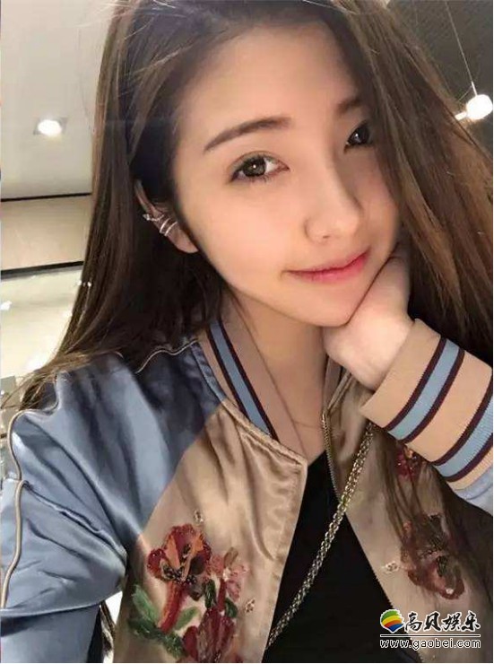 王思聪前女友豆得儿微博晒出最新发型照：撞脸吴建豪“美作”十分搞笑