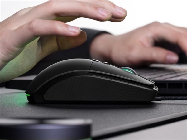 小米游戏鼠标开卖：支持有线/无线双模切换，RGB炫彩灯光，售价249元