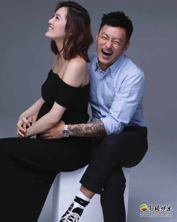 余文乐太太王棠云在社交网站分享大肚写真：夫妻携手出镜，幸福感满满