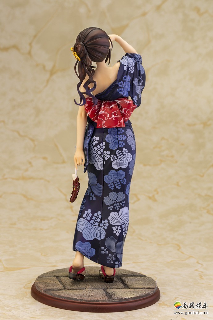 日本插画家深崎暮人原画雨宮皐月手办：别具风韵美女具有成熟少妇感觉