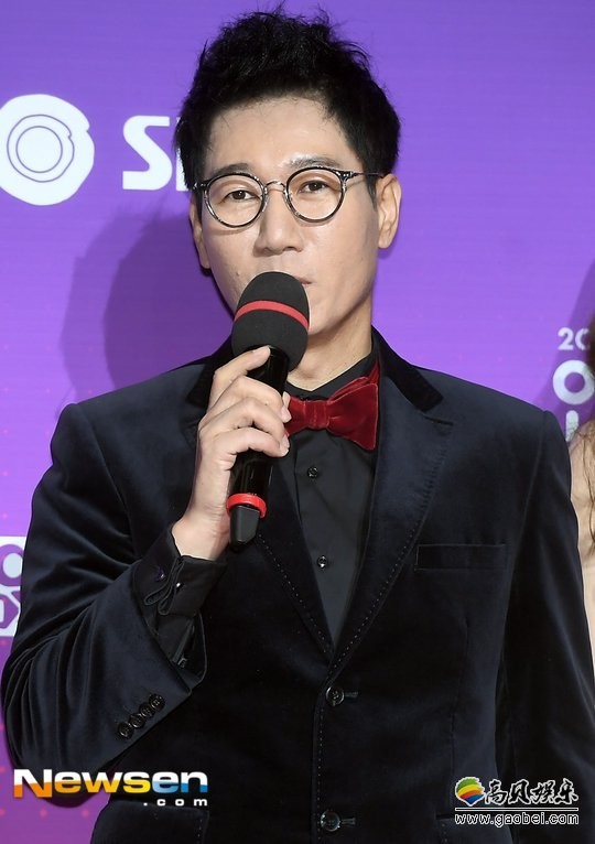 池石镇的父亲于6月21日逝世  原定播出的节目改DJ