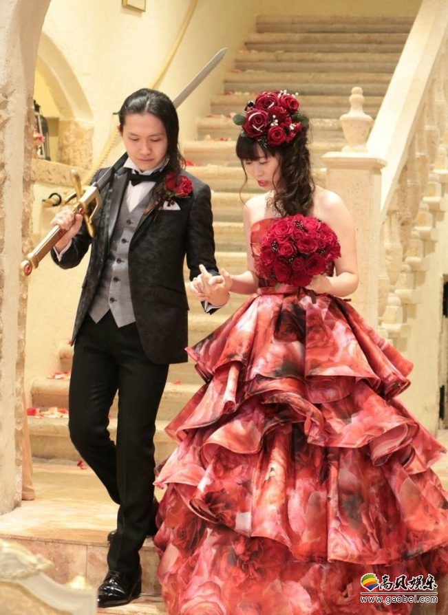 日本新人举行JOJO主题婚礼：现场大家化身为《JoJo的奇妙冒险》角色