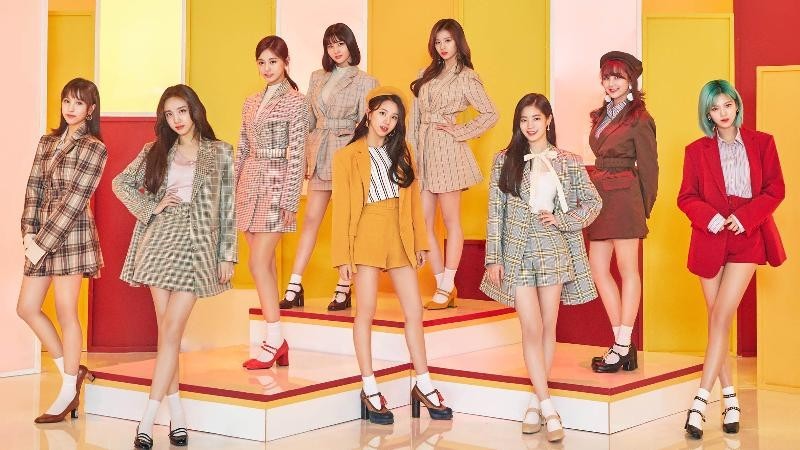 才宣布要回归  TWICE 紧接著又要发行日语正规专辑