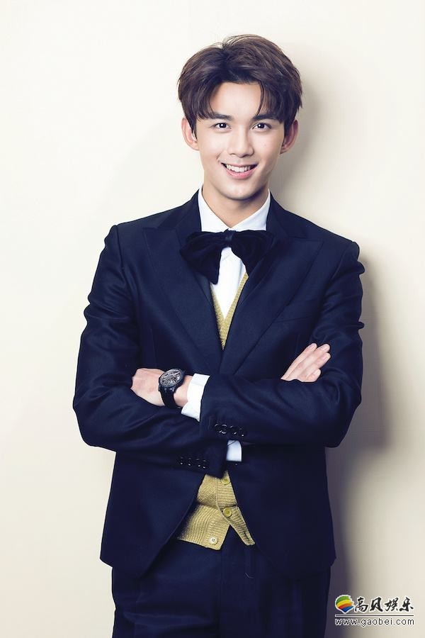 吴磊参加2018年高考分数出炉：总分456！语89、数73、外120、综合174