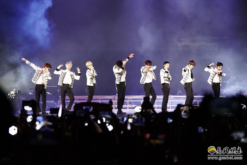 EXO演唱会新玩法   指定Dress Code来配合三晚不同主题