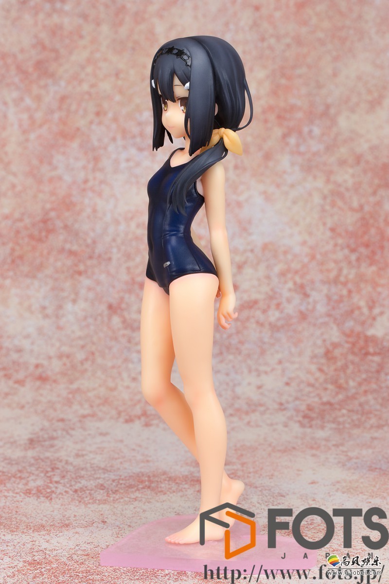 《魔法少女伊莉雅》的人气角色之一,下面这只泳装手办便通过精致的