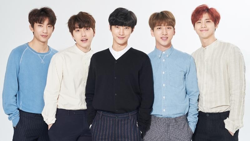 b1a4 合约期限近在眼前 双方持续地就续约与否进行讨论