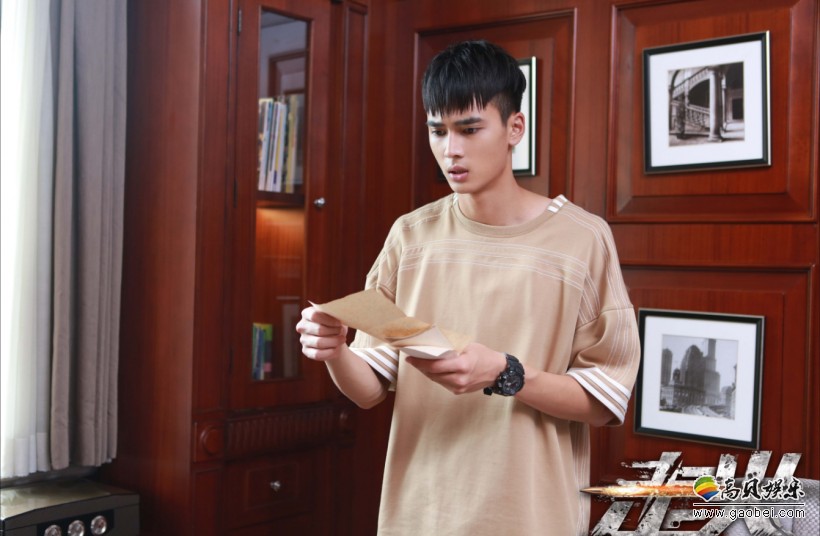 走火正在热播中大案真相即将浮出水面观众热议度亦是随之高涨