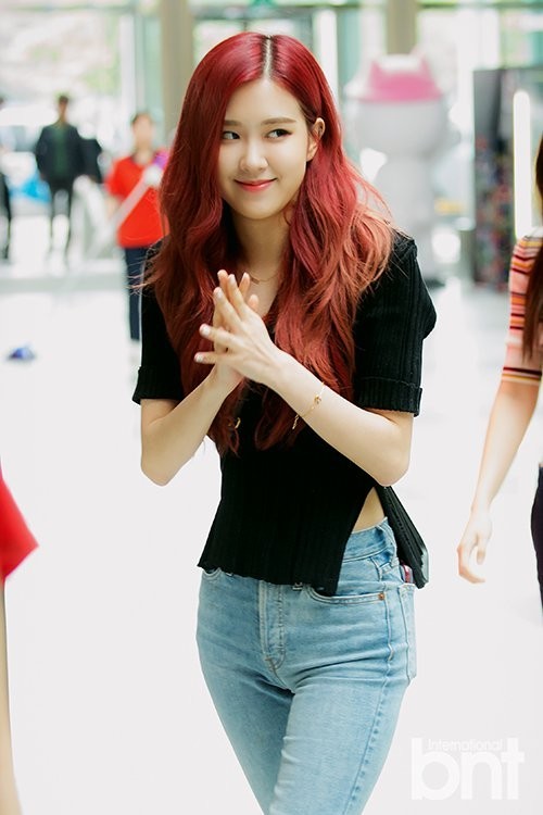 BLACKPINK出席了《崔华静的Power Time》为新曲宣传