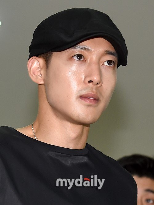 金贤重有望出演今年10月播出的新剧《时间停止时》