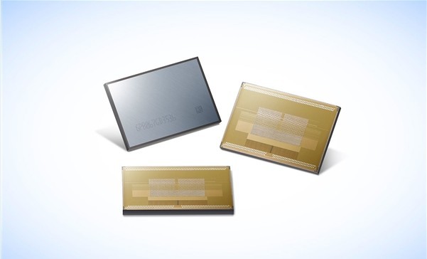 三星表示HBM2显存产能已经提高一倍：仍未能满足当前市场供应需求