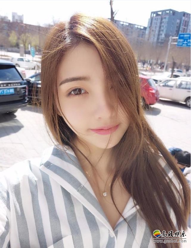 作为王思聪最有名的女友之一：经过筹备，豆得儿的服装店终于正式开业