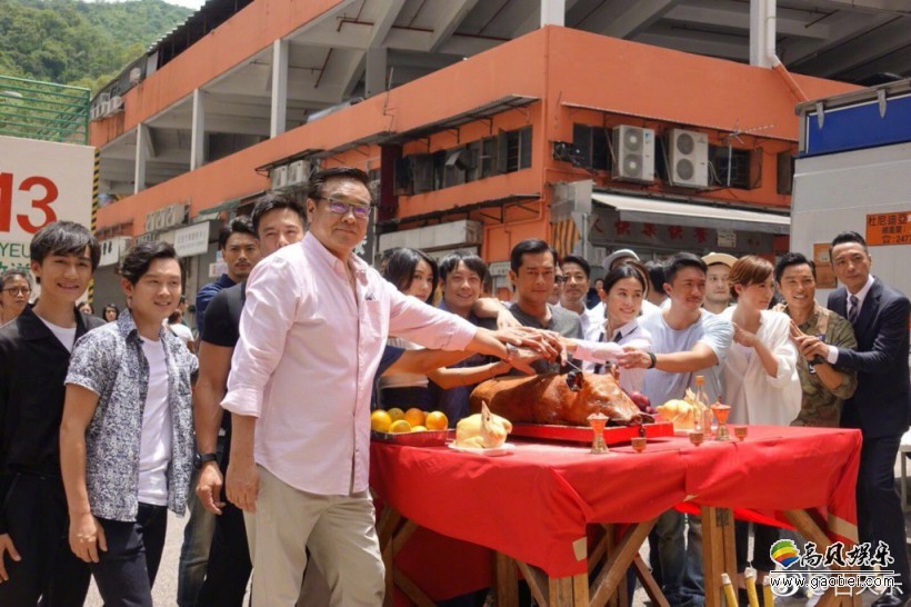 古天乐晒出了新片《犯罪现场》开机照：尔冬升监制，古天乐、宣萱主演