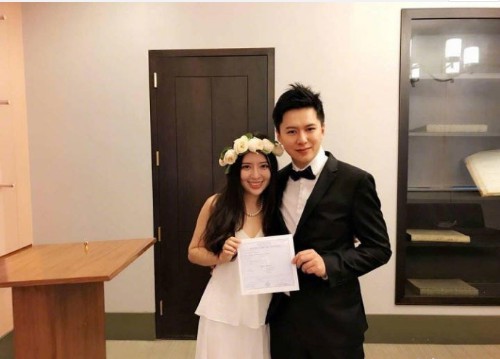 网友曝出昔日北大学霸校草叶钦达结婚了：晒出了他与妻子的最新结婚照