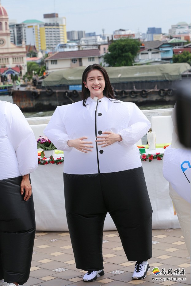 综艺节目《高能少年团》：演员张雪迎作为嘉宾惊喜现身！变身“胖胖迎”