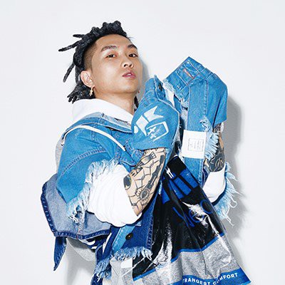 C Jamm涉嫌吸毒案今天进行首次庭审 有期徒刑两年
