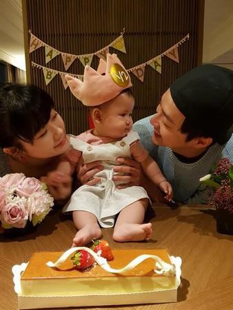 江宏杰“爸爸视角”在脸书分享女儿萌照：言语之间完全散发出浓浓父爱