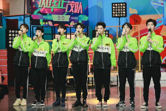 优质偶像乐华七子NEXT齐聚马栏山：亮相《快乐大本营》献上综艺首秀