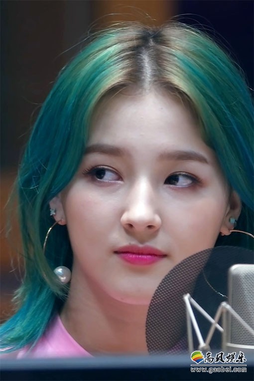 MOMOLAND 单拍秀 拍摄日期：180703 【12合集 3.80 GB】