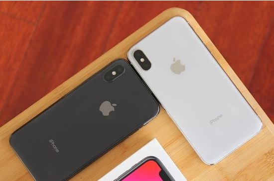 受到苹果公司对iPhone X销量预期过于乐观影响：导致零部件库存高企