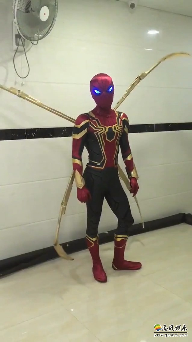 香港COS团队“Lenses Factory”自制“钢铁蜘蛛侠战甲”真是骚爆了