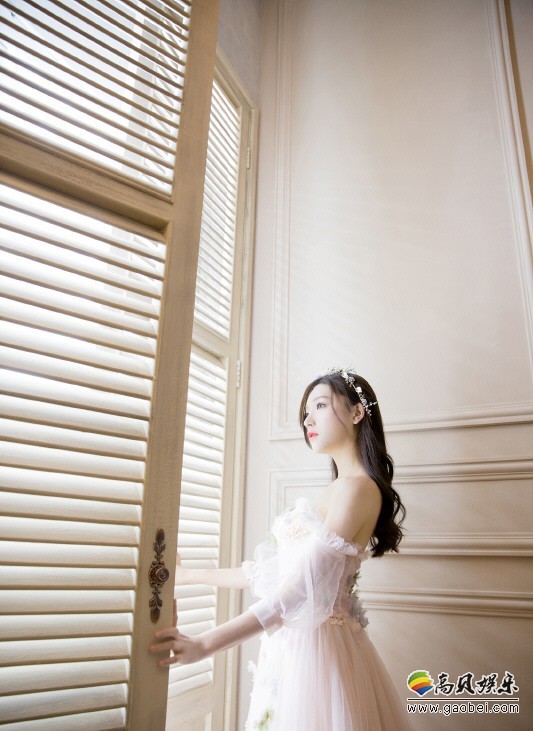 芸汐传白苏扮演者SNH48姐妹团GNZ48谢蕾蕾被粉丝称为“镇南王”