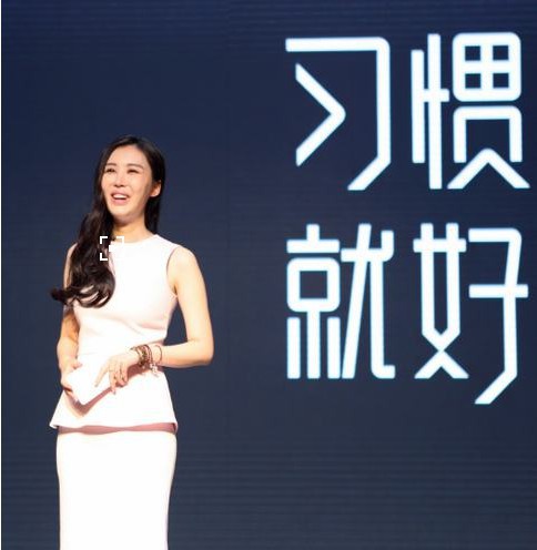 田朴珺新书《那些钱解决不了的事》正式发售：依旧走独立女性路线