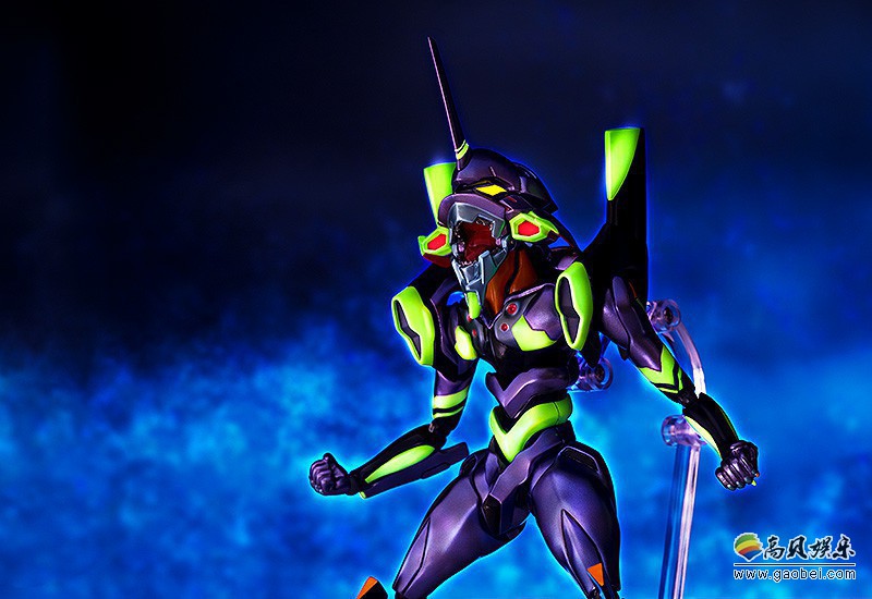《EVA》初号机金属涂装可动手办：这个“丑萌”的初号机也是很不错